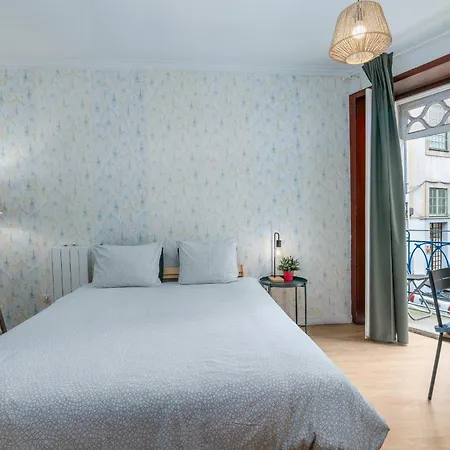 Renovated Feb25 Clerigos Cozy Balcony With Self Check In Apartment *