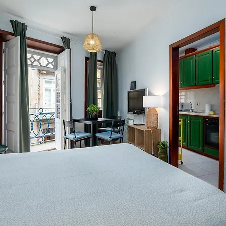 Renovated Feb25 Clerigos Cozy Balcony With Self Check In