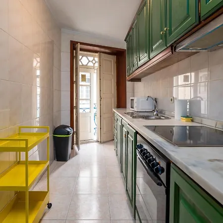 Renovated Feb25 Clerigos Cozy Balcony With Self Check In Appartement Oporto